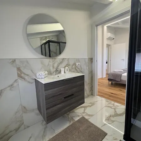 With Jacuzzi Near Milano Free Parking 모차테