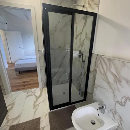 아파트 With Jacuzzi Near Milano Free Parking *